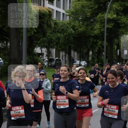 14.06.2026 - REWE Women's Run Jannik Wohlers http://msf.ph/oto/9814763 14.06.2026 10:41:59 Laufen 5071, 6012, 57, 5734, 5735, 657 meine-sportfotos.de