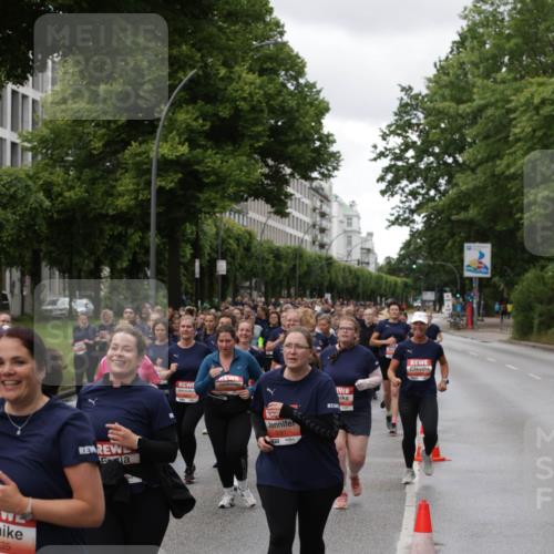 14.06.2026 - REWE Women's Run Jannik Wohlers http://msf.ph/oto/9814772 14.06.2026 10:42:01 Laufen 35, 5781, 51 meine-sportfotos.de