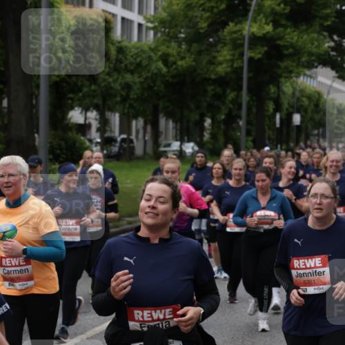 14.06.2026 - REWE Women's Run Jannik Wohlers http://msf.ph/oto/9814778 14.06.2026 10:42:02 Laufen 5600, 5781, 7 meine-sportfotos.de