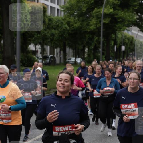 14.06.2026 - REWE Women's Run Jannik Wohlers http://msf.ph/oto/9814779 14.06.2026 10:42:02 Laufen 5600, 5781 meine-sportfotos.de