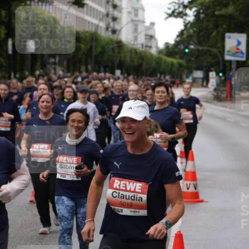 14.06.2026 - REWE Women's Run Jannik Wohlers http://msf.ph/oto/9814787 14.06.2026 10:42:04 Laufen 10574, 7, 5019, 7 meine-sportfotos.de