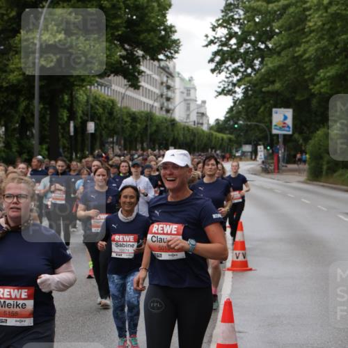14.06.2026 - REWE Women's Run Jannik Wohlers http://msf.ph/oto/9814790 14.06.2026 10:42:04 Laufen 5155, 10574, 5019 meine-sportfotos.de