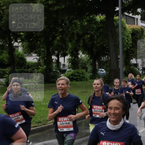 14.06.2026 - REWE Women's Run Jannik Wohlers http://msf.ph/oto/9814807 14.06.2026 10:42:08 Laufen 5279, 5020, 57, 6028, 7 meine-sportfotos.de