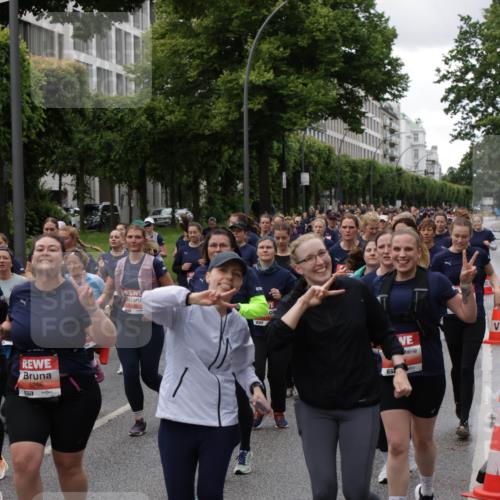 14.06.2026 - REWE Women's Run Jannik Wohlers http://msf.ph/oto/9814813 14.06.2026 10:42:10 Laufen 5256 meine-sportfotos.de