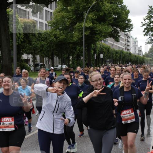 14.06.2026 - REWE Women's Run Jannik Wohlers http://msf.ph/oto/9814819 14.06.2026 10:42:11 Laufen 5256, 57, 5681, 657 meine-sportfotos.de