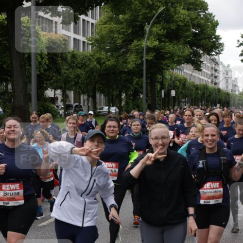 14.06.2026 - REWE Women's Run Jannik Wohlers http://msf.ph/oto/9814822 14.06.2026 10:42:11 Laufen 5256, 7, 5681 meine-sportfotos.de