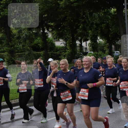 14.06.2026 - REWE Women's Run Jannik Wohlers http://msf.ph/oto/9814842 14.06.2026 10:42:17 Laufen 6018, 55, 5944, 5384, 5385, 5856, 53 meine-sportfotos.de