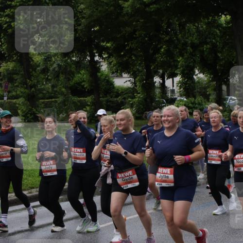 14.06.2026 - REWE Women's Run Jannik Wohlers http://msf.ph/oto/9814843 14.06.2026 10:42:17 Laufen 5018, 5, 5385 meine-sportfotos.de