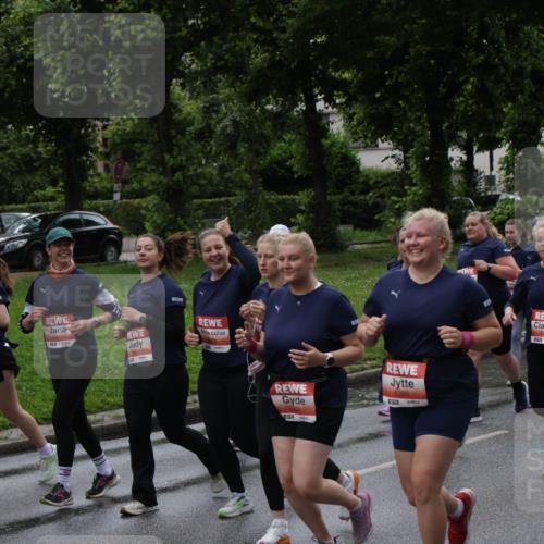 14.06.2026 - REWE Women's Run Jannik Wohlers http://msf.ph/oto/9814849 14.06.2026 10:42:17 Laufen 5385, 5856, 7 meine-sportfotos.de