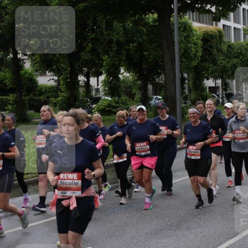14.06.2026 - REWE Women's Run Jannik Wohlers http://msf.ph/oto/9814851 14.06.2026 10:42:18 Laufen 85, 5856, 57 meine-sportfotos.de