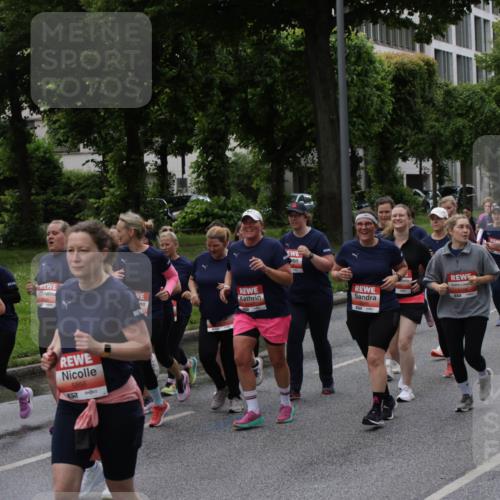 14.06.2026 - REWE Women's Run Jannik Wohlers http://msf.ph/oto/9814854 14.06.2026 10:42:18 Laufen 5856 meine-sportfotos.de