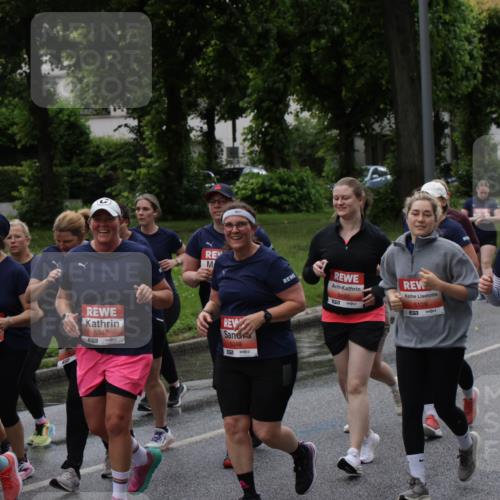 14.06.2026 - REWE Women's Run Jannik Wohlers http://msf.ph/oto/9814863 14.06.2026 10:42:19 Laufen 5347, 661, 5348, 5190, 657, 5129, 5128, 7, 5131, 57 meine-sportfotos.de
