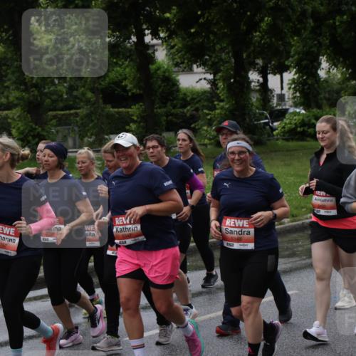 14.06.2026 - REWE Women's Run Jannik Wohlers http://msf.ph/oto/9814870 14.06.2026 10:42:20 Laufen 5197, 5722, 51, 5347, 5348, 5190, 5129 meine-sportfotos.de