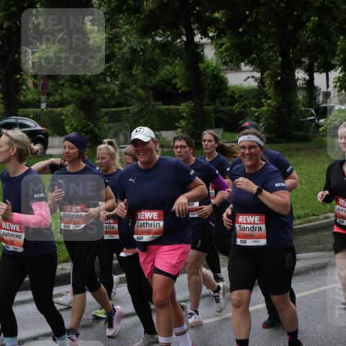 14.06.2026 - REWE Women's Run Jannik Wohlers http://msf.ph/oto/9814874 14.06.2026 10:42:20 Laufen 5926, 5197, 5722, 5347, 5348, 51, 1577, 5129 meine-sportfotos.de