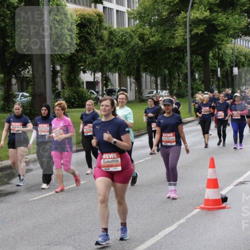 14.06.2026 - REWE Women's Run Jannik Wohlers http://msf.ph/oto/9814893 14.06.2026 10:42:23 Laufen 5100, 51 meine-sportfotos.de