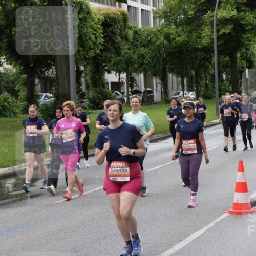 14.06.2026 - REWE Women's Run Jannik Wohlers http://msf.ph/oto/9814899 14.06.2026 10:42:24 Laufen 5100 meine-sportfotos.de