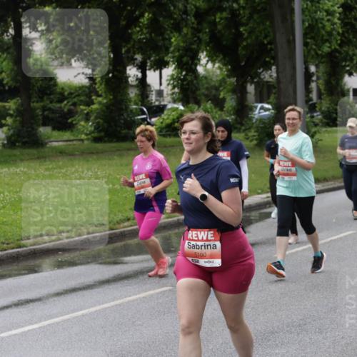14.06.2026 - REWE Women's Run Jannik Wohlers http://msf.ph/oto/9814906 14.06.2026 10:42:25 Laufen 5100, 7 meine-sportfotos.de