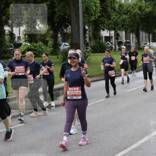 14.06.2026 - REWE Women's Run Jannik Wohlers http://msf.ph/oto/9814913 14.06.2026 10:42:27 Laufen 5028, 5252, 7 meine-sportfotos.de
