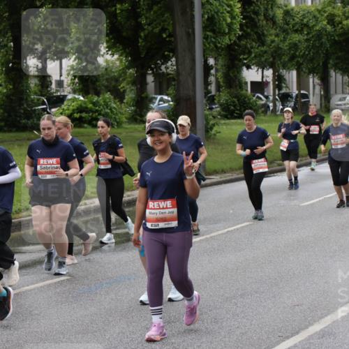 14.06.2026 - REWE Women's Run Jannik Wohlers http://msf.ph/oto/9814917 14.06.2026 10:42:27 Laufen 5028, 657, 5252, 7 meine-sportfotos.de