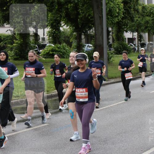 14.06.2026 - REWE Women's Run Jannik Wohlers http://msf.ph/oto/9814921 14.06.2026 10:42:27 Laufen 5028, 5252 meine-sportfotos.de