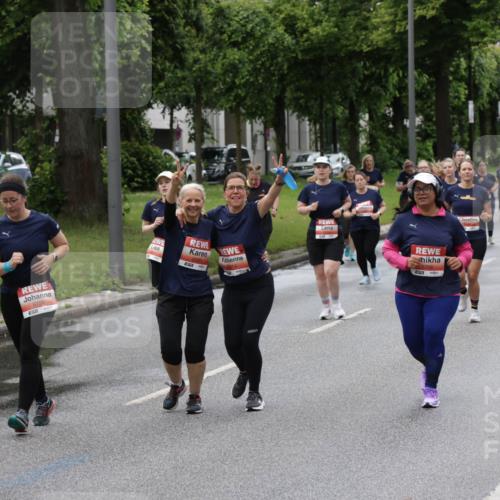 14.06.2026 - REWE Women's Run Jannik Wohlers http://msf.ph/oto/9814930 14.06.2026 10:42:29 Laufen 5663, 657, 6014, 5768 meine-sportfotos.de