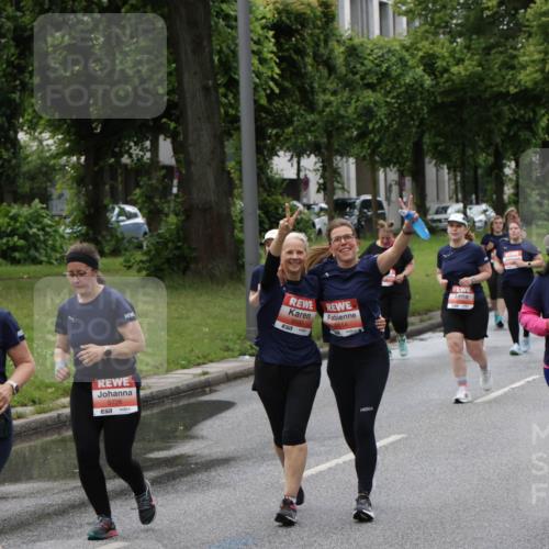 14.06.2026 - REWE Women's Run Jannik Wohlers http://msf.ph/oto/9814942 14.06.2026 10:42:30 Laufen 5663, 57, 5726, 57, 6014, 5768 meine-sportfotos.de