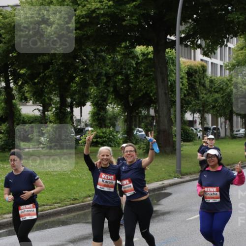 14.06.2026 - REWE Women's Run Jannik Wohlers http://msf.ph/oto/9814945 14.06.2026 10:42:32 Laufen 5593, 14 meine-sportfotos.de