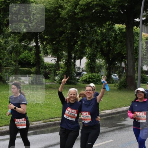14.06.2026 - REWE Women's Run Jannik Wohlers http://msf.ph/oto/9814955 14.06.2026 10:42:32 Laufen 5593, 6014, 5768, 5726 meine-sportfotos.de
