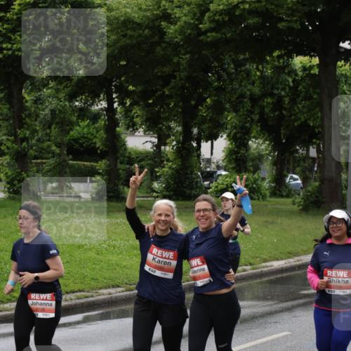 14.06.2026 - REWE Women's Run Jannik Wohlers http://msf.ph/oto/9814959 14.06.2026 10:42:32 Laufen 5726, 5593, 5768 meine-sportfotos.de