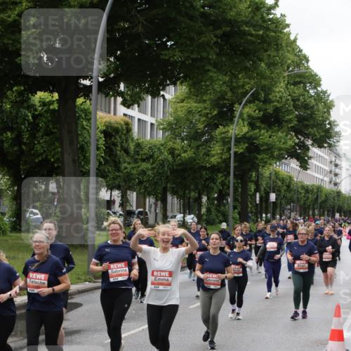 14.06.2026 - REWE Women's Run Jannik Wohlers http://msf.ph/oto/9814990 14.06.2026 10:42:38 Laufen 5761, 57 meine-sportfotos.de