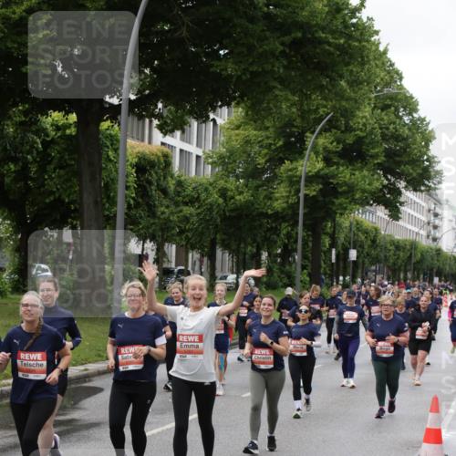 14.06.2026 - REWE Women's Run Jannik Wohlers http://msf.ph/oto/9814994 14.06.2026 10:42:39 Laufen  meine-sportfotos.de