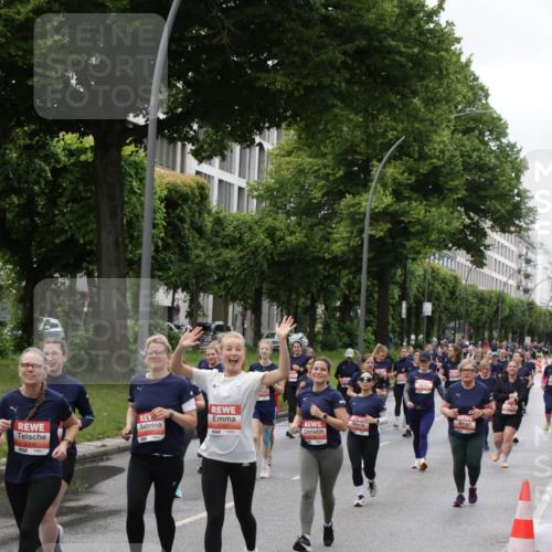 14.06.2026 - REWE Women's Run Jannik Wohlers http://msf.ph/oto/9814995 14.06.2026 10:42:39 Laufen  meine-sportfotos.de