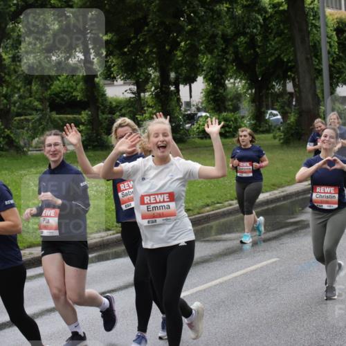 14.06.2026 - REWE Women's Run Jannik Wohlers http://msf.ph/oto/9815010 14.06.2026 10:42:41 Laufen 5300, 6987, 576, 57, 5761, 5136, 2 meine-sportfotos.de