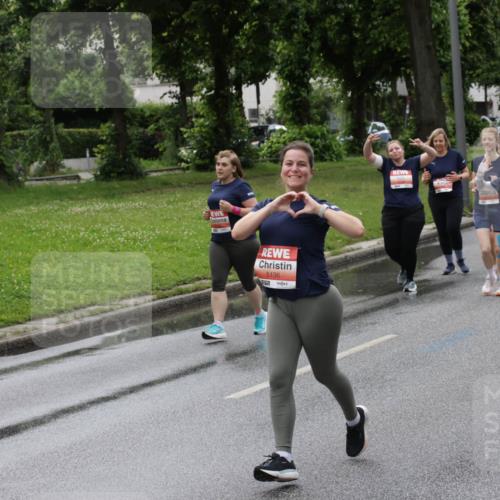 14.06.2026 - REWE Women's Run Jannik Wohlers http://msf.ph/oto/9815014 14.06.2026 10:42:42 Laufen 5761, 5136, 7 meine-sportfotos.de