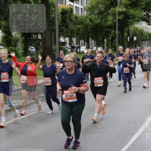 14.06.2026 - REWE Women's Run Jannik Wohlers http://msf.ph/oto/9815026 14.06.2026 10:42:44 Laufen 5181, 612, 5671 meine-sportfotos.de