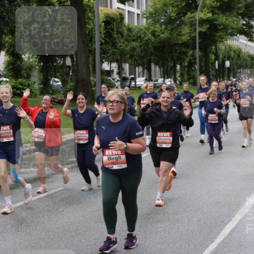 14.06.2026 - REWE Women's Run Jannik Wohlers http://msf.ph/oto/9815027 14.06.2026 10:42:44 Laufen 5191, 5612, 5671, 657 meine-sportfotos.de