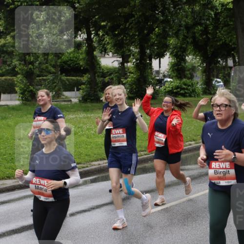 14.06.2026 - REWE Women's Run Jannik Wohlers http://msf.ph/oto/9815033 14.06.2026 10:42:45 Laufen 5181, 5612, 5671, 5870 meine-sportfotos.de