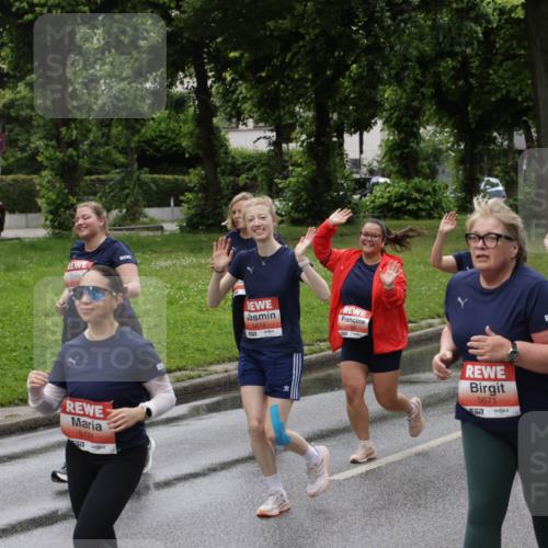 14.06.2026 - REWE Women's Run Jannik Wohlers http://msf.ph/oto/9815034 14.06.2026 10:42:45 Laufen 5181, 5, 5612, 5671, 57, 5870 meine-sportfotos.de