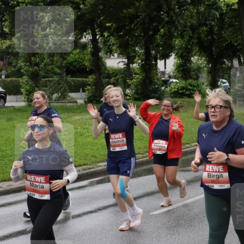 14.06.2026 - REWE Women's Run Jannik Wohlers http://msf.ph/oto/9815035 14.06.2026 10:42:45 Laufen 5181, 57, 5612, 5671, 5870 meine-sportfotos.de