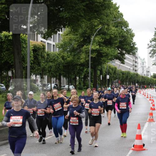 14.06.2026 - REWE Women's Run Jannik Wohlers http://msf.ph/oto/9815042 14.06.2026 10:42:47 Laufen 5668 meine-sportfotos.de