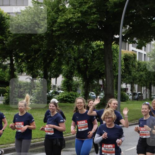 14.06.2026 - REWE Women's Run Jannik Wohlers http://msf.ph/oto/9815056 14.06.2026 10:42:49 Laufen 5862, 5175 meine-sportfotos.de