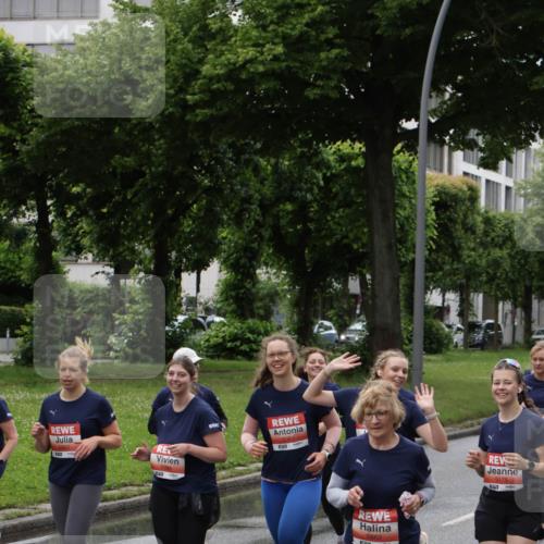 14.06.2026 - REWE Women's Run Jannik Wohlers http://msf.ph/oto/9815057 14.06.2026 10:42:49 Laufen 51, 57, 5862, 5175, 57 meine-sportfotos.de