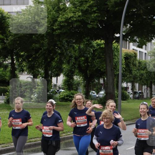 14.06.2026 - REWE Women's Run Jannik Wohlers http://msf.ph/oto/9815058 14.06.2026 10:42:49 Laufen 7, 5862, 5175, 57 meine-sportfotos.de