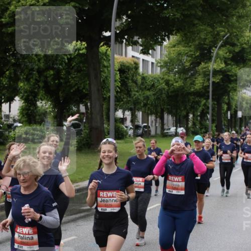 14.06.2026 - REWE Women's Run Jannik Wohlers http://msf.ph/oto/9815059 14.06.2026 10:42:50 Laufen 5862, 5175, 57, 6052 meine-sportfotos.de