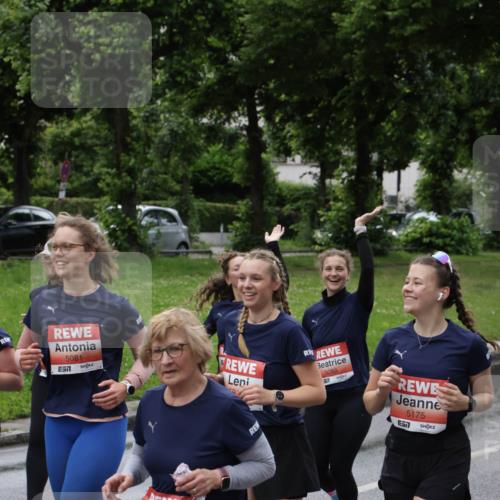 14.06.2026 - REWE Women's Run Jannik Wohlers http://msf.ph/oto/9815065 14.06.2026 10:42:51 Laufen 5081, 9, 5862, 517, 5088, 5175, 7 meine-sportfotos.de