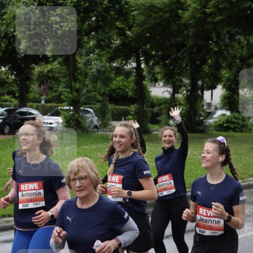 14.06.2026 - REWE Women's Run Jannik Wohlers http://msf.ph/oto/9815067 14.06.2026 10:42:51 Laufen 5081, 5862, 5088, 7, 5175 meine-sportfotos.de