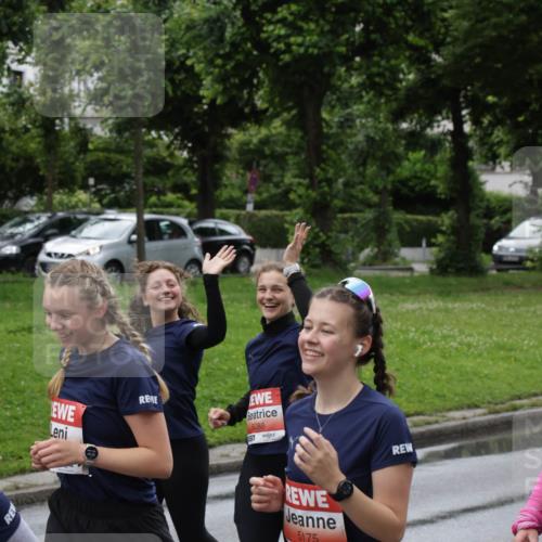 14.06.2026 - REWE Women's Run Jannik Wohlers http://msf.ph/oto/9815074 14.06.2026 10:42:52 Laufen 5088, 67, 5175 meine-sportfotos.de