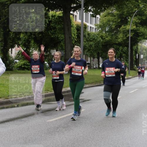 14.06.2026 - REWE Women's Run Jannik Wohlers http://msf.ph/oto/9815129 14.06.2026 10:43:08 Laufen 6027 meine-sportfotos.de