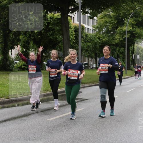 14.06.2026 - REWE Women's Run Jannik Wohlers http://msf.ph/oto/9815131 14.06.2026 10:43:08 Laufen 6027 meine-sportfotos.de