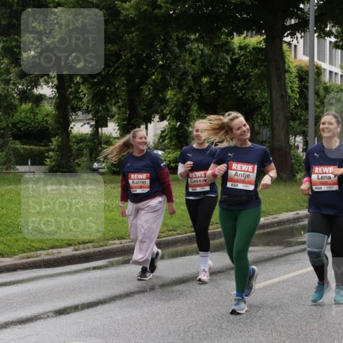 14.06.2026 - REWE Women's Run Jannik Wohlers http://msf.ph/oto/9815137 14.06.2026 10:43:09 Laufen 5296, 57, 6027, 657 meine-sportfotos.de